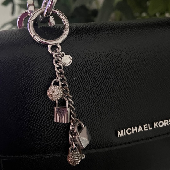 Michael Kors Keychain - Picture 2 of 5